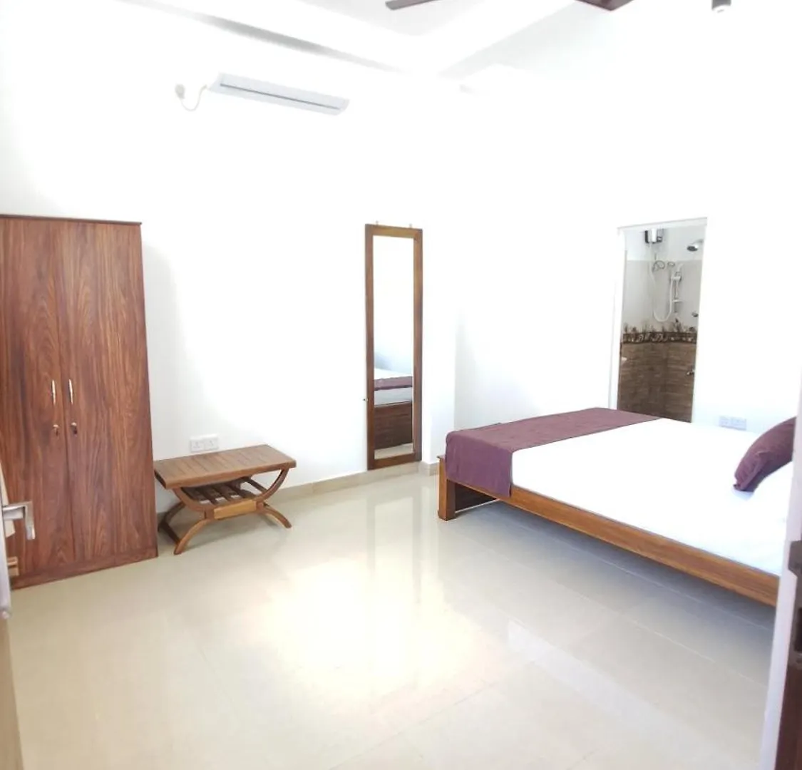 Homestay Anne'S Airport Villa Hotel Katunayake Sri Lanka